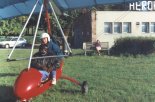 Wózek motolotniowy ”Horyzont” Jana Popko, lotnisko w Łososinie  Dolnej, 1995 r. (Źródło: ze zbiorów Jerzego Chodania via Damian Lis).