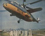 Śmigłowiec Mi-6A należący do przedsiębiorstwa Instal podczas prac budowlano- montażowych. (Źródło: Skrzydlata Polska nr 1/1980).