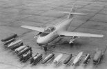 Samolot Jakowlew Jak-32 z arsenałem uzbrojenia podwieszanego. (Źródło: archiwum).