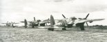 Samoloty myśliwsko- bombowe DH-98 "Mosquito" FB.VI z 305 dywizjonu bombowego. (Źródło: archiwum). 