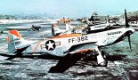 Szereg F-51D "Mustang" z 67th FBS. 18th Fighter Bomber Wing, Wonju, Korea, wrzesień 1953 r. (Źródło: USAF).