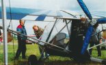 Samolot Birdman WT-11 ”Chinook Plus 2” (SP-FNP)- widok zespołu napędowego. Zlot w Piotrkowie Trybunalskim (21- 23.08.1998 r.). (Źródło: Przegląd Lotniczy Aviation Revue nr 11/1998).