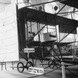 Samolot PTA nr 1 eksponowany na Wystawie Lotniczej w Petersburgu, 1911 r. (Źródło: archiwum).