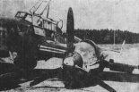Uszkodzony Messerschmitt Bf 110 na lotnisku w Mielcu. (Źródło: Technika Lotnicza i Astronautyczna nr 7/1985). 