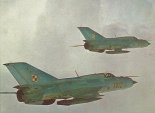 Samoloty myśliwskie Mikojan MiG-21PFM w locie. (Źródło: archiwum).