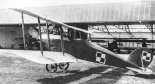 Albatros C-XV po montażu na Stacji Lotniczej Ławica.  (Źródło: Morgała A. ”Samoloty wojskowe w Polsce 1918-1924”).