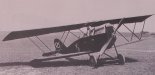 Lekko uszkodzony samolot SVA-5 na lotnisku w Krakowie.  (Źródło: Morgała A. ”Samoloty wojskowe w Polsce 1918-1924”).