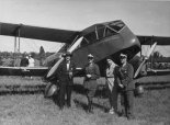De Havilland DH-84 ”Dragon” na lotnisku w Nieborowie, 1934 r. (Źródło: Jan Rychter - Fotografia-  http://photo.rychter.com/).